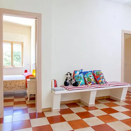 Villa Odetta 1 A Torre Colimena *