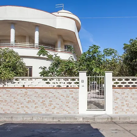 Villa Odetta 1 A Torre Colimena Villa